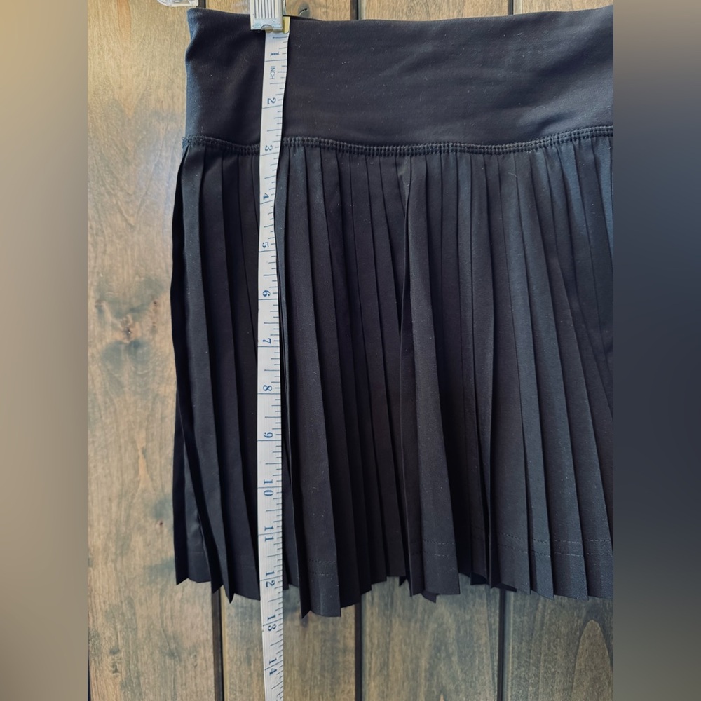 Lululemon Pleat to Street II Skirt in Black - Picture 4 of 9